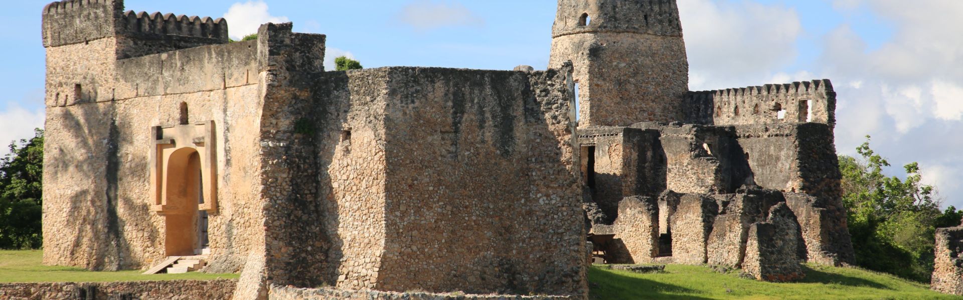 Kilwa Kisiwani & Songo Mnara