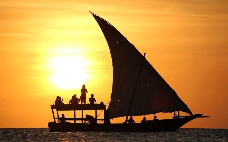 DHOW AND JEEP TOURS